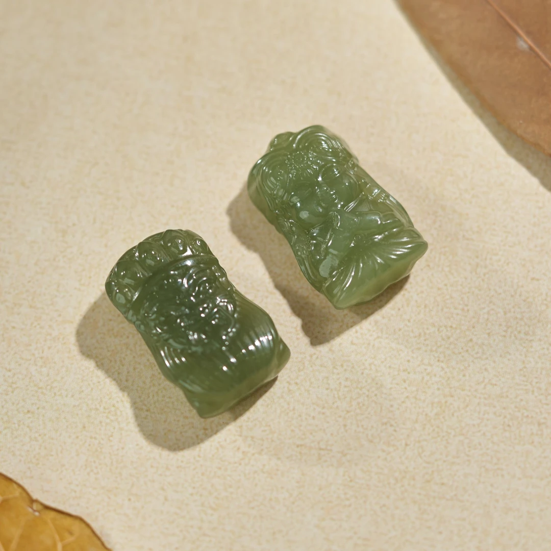 L【玉氏珠宝】和田玉扎基拉姆吊坠28*17*11 多样性发一 CAN060920