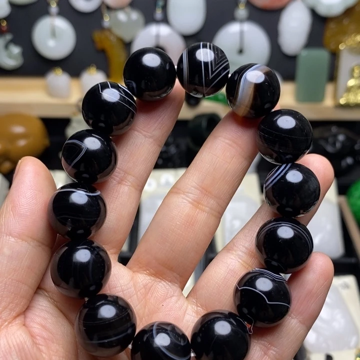 钠长石玉合金颈饰