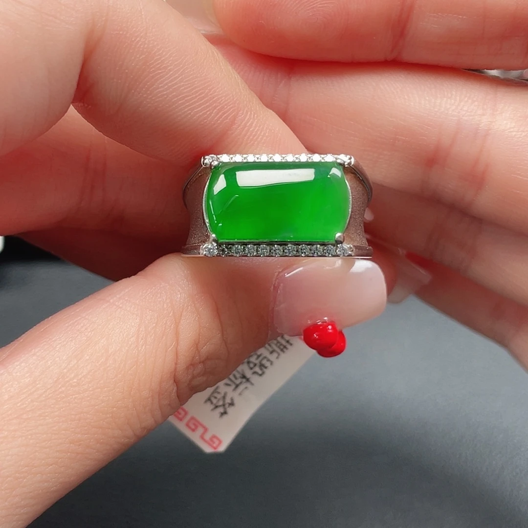 翡翠银S925镶嵌戒指没有运费险0001