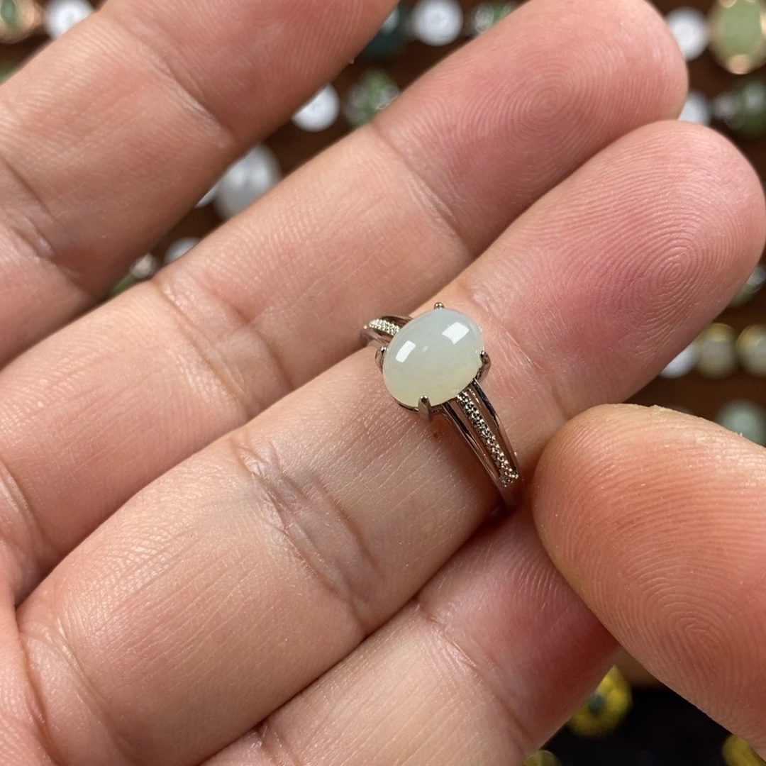 和田玉（青白玉）戒指合金