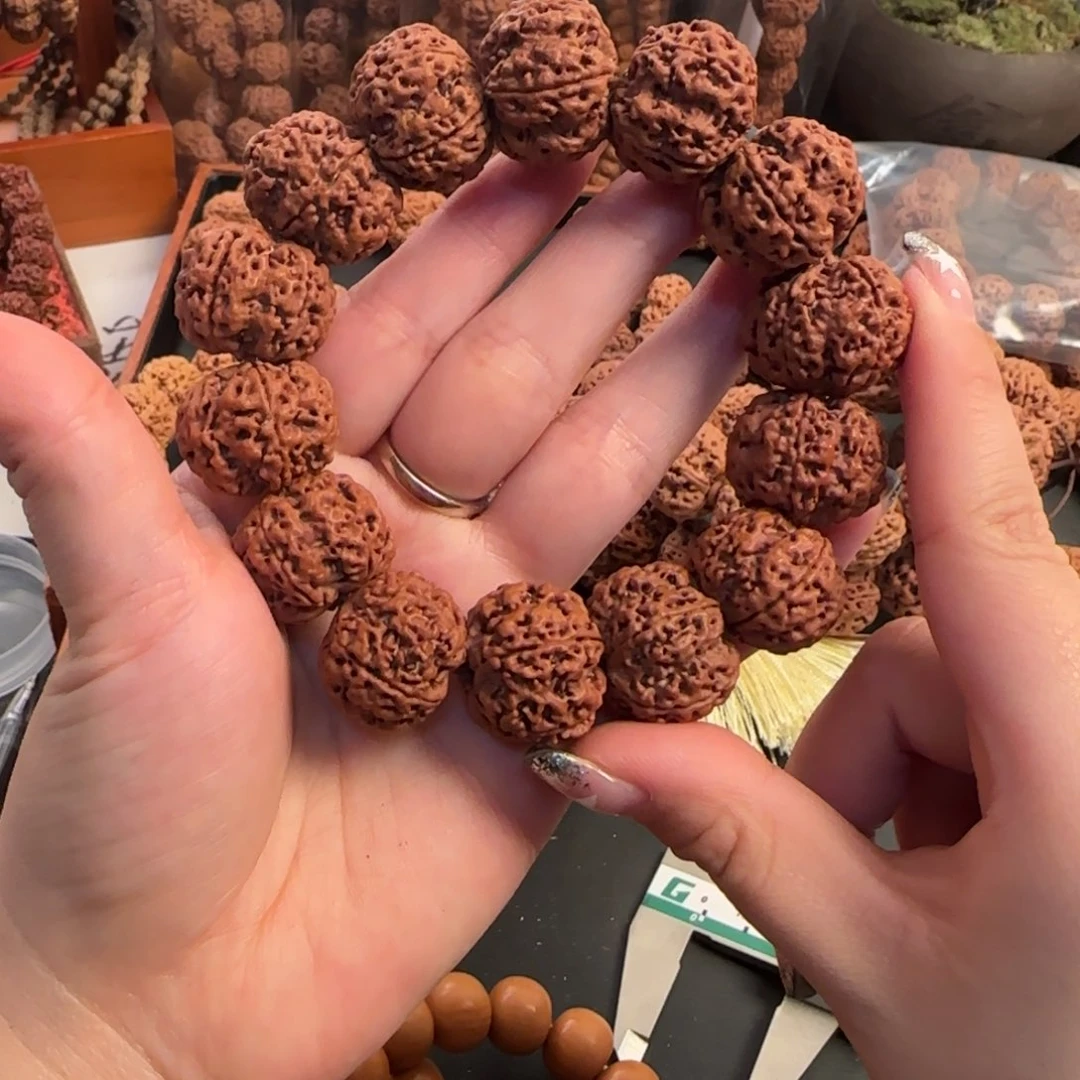 金刚菩提吊坠22尺寸红皮