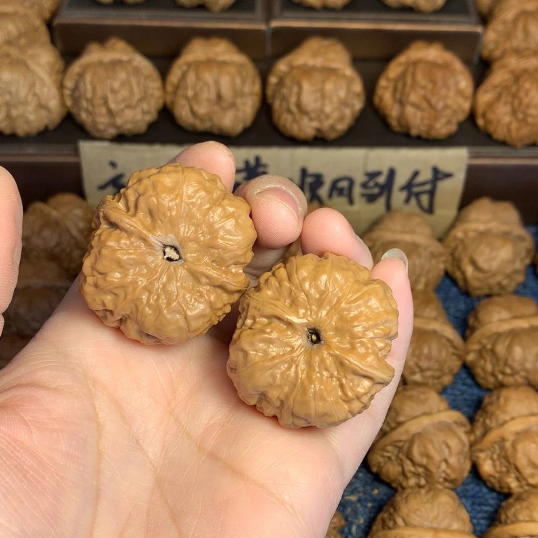 桃核吊坠一**狗蛤蟆核桃