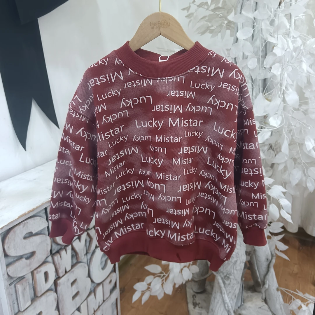 X170酒红色字母一体绒卫衣童装