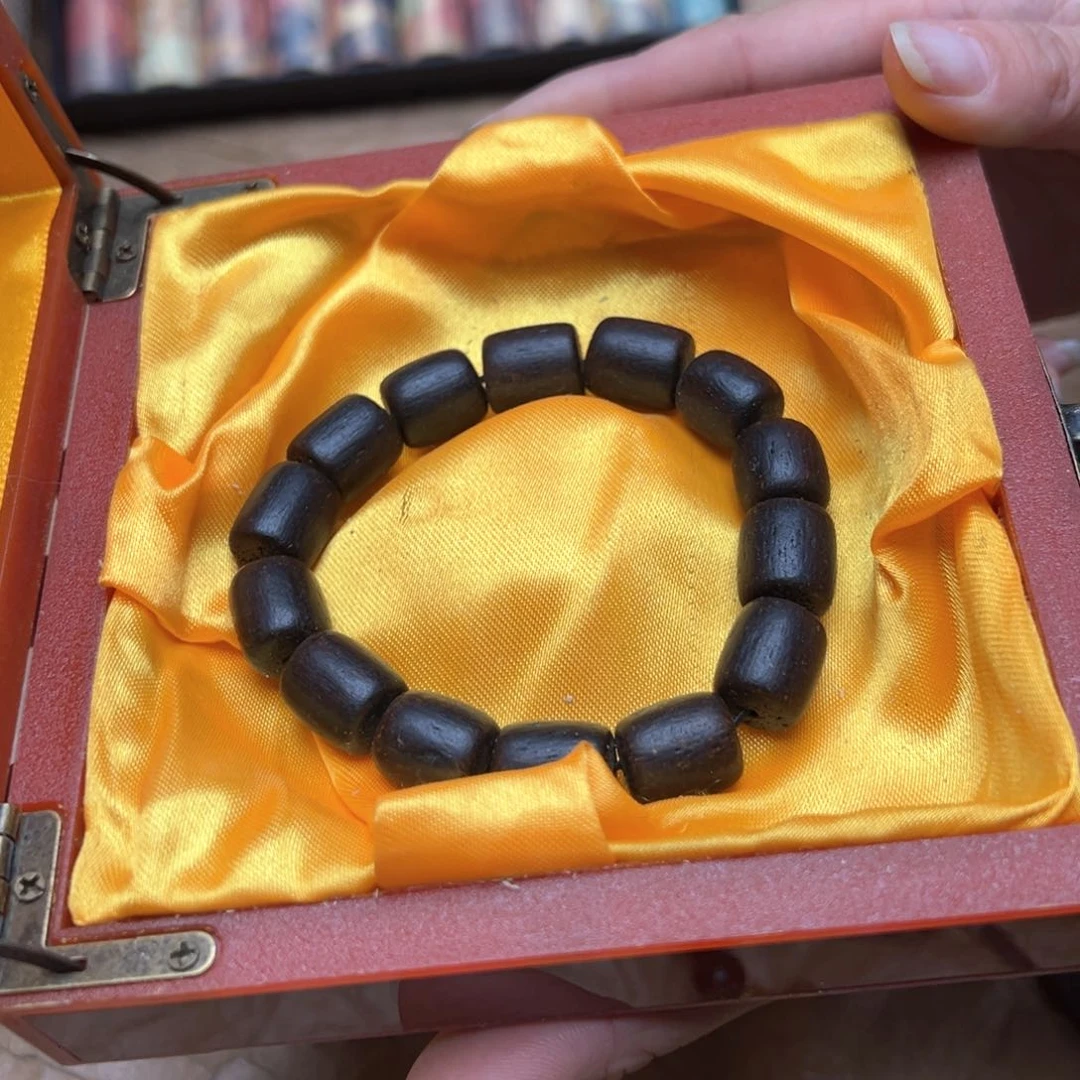 大叶紫檀（黑酸枝木类）