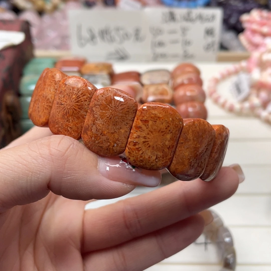 未镶嵌手链硅化玉时**梭147