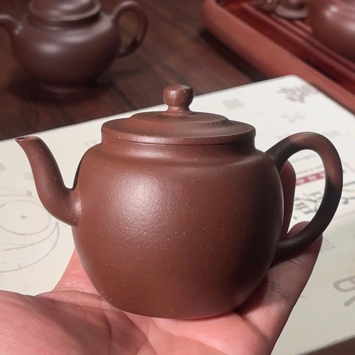H***y茶壶紫砂逸公160cc