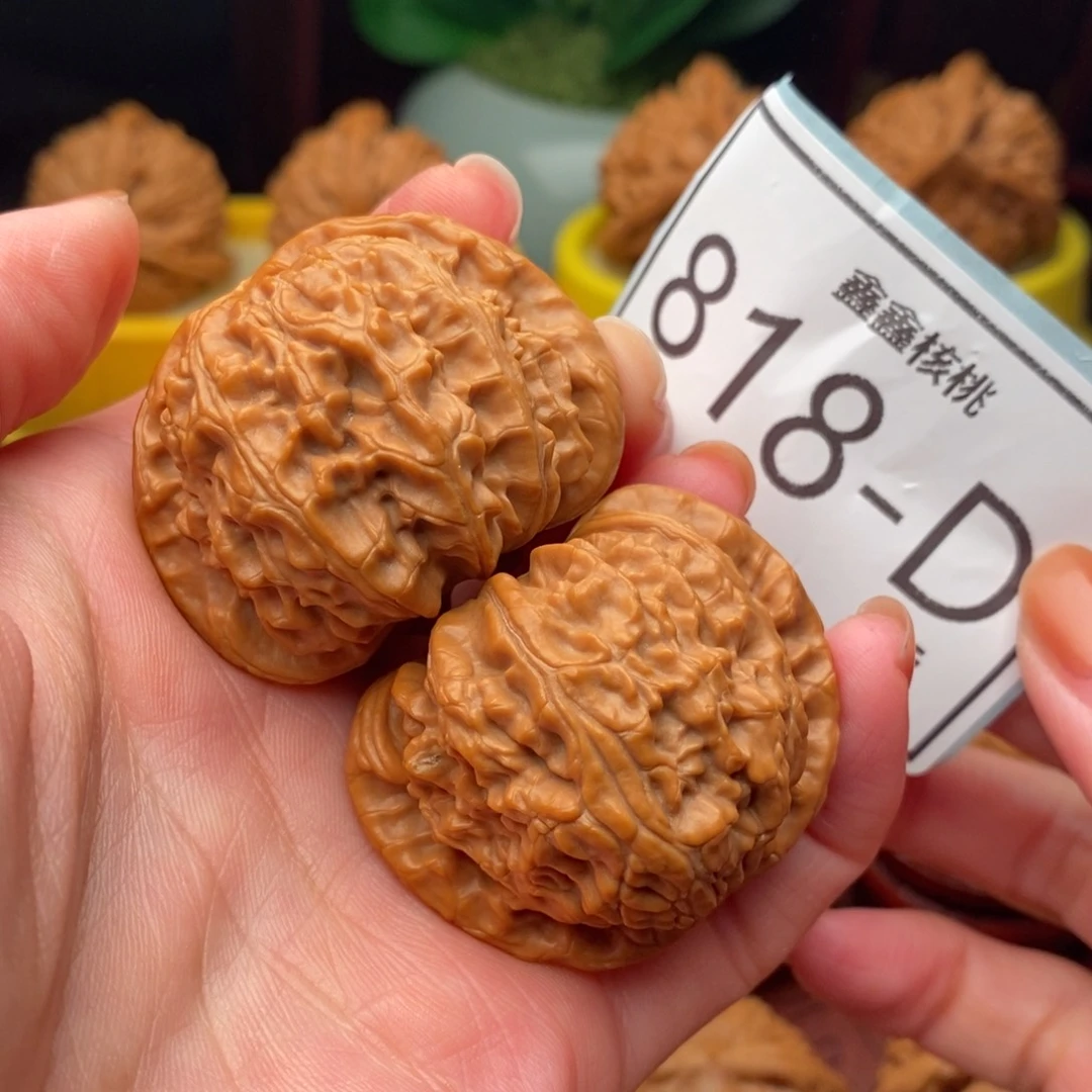 文玩核桃把件白狮42