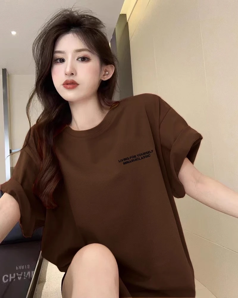 2025新款短袖女款爆款甜美可爱风格衣服多巴胺风格纯欲风潮流穿搭