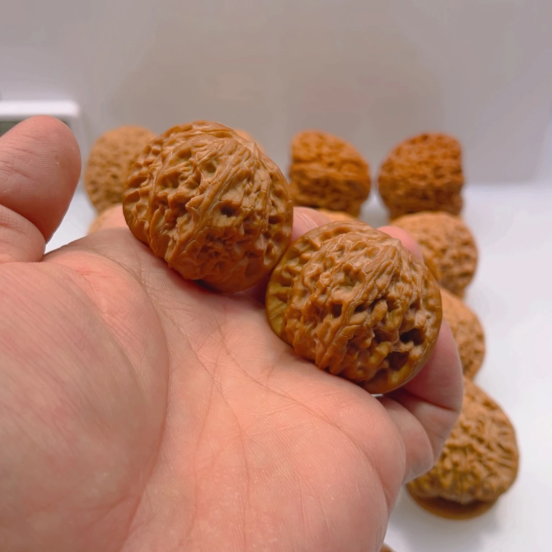 文玩核桃把件42mm全品头货无药山地红皮磨