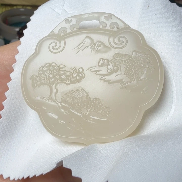 和田玉未镶嵌颈饰