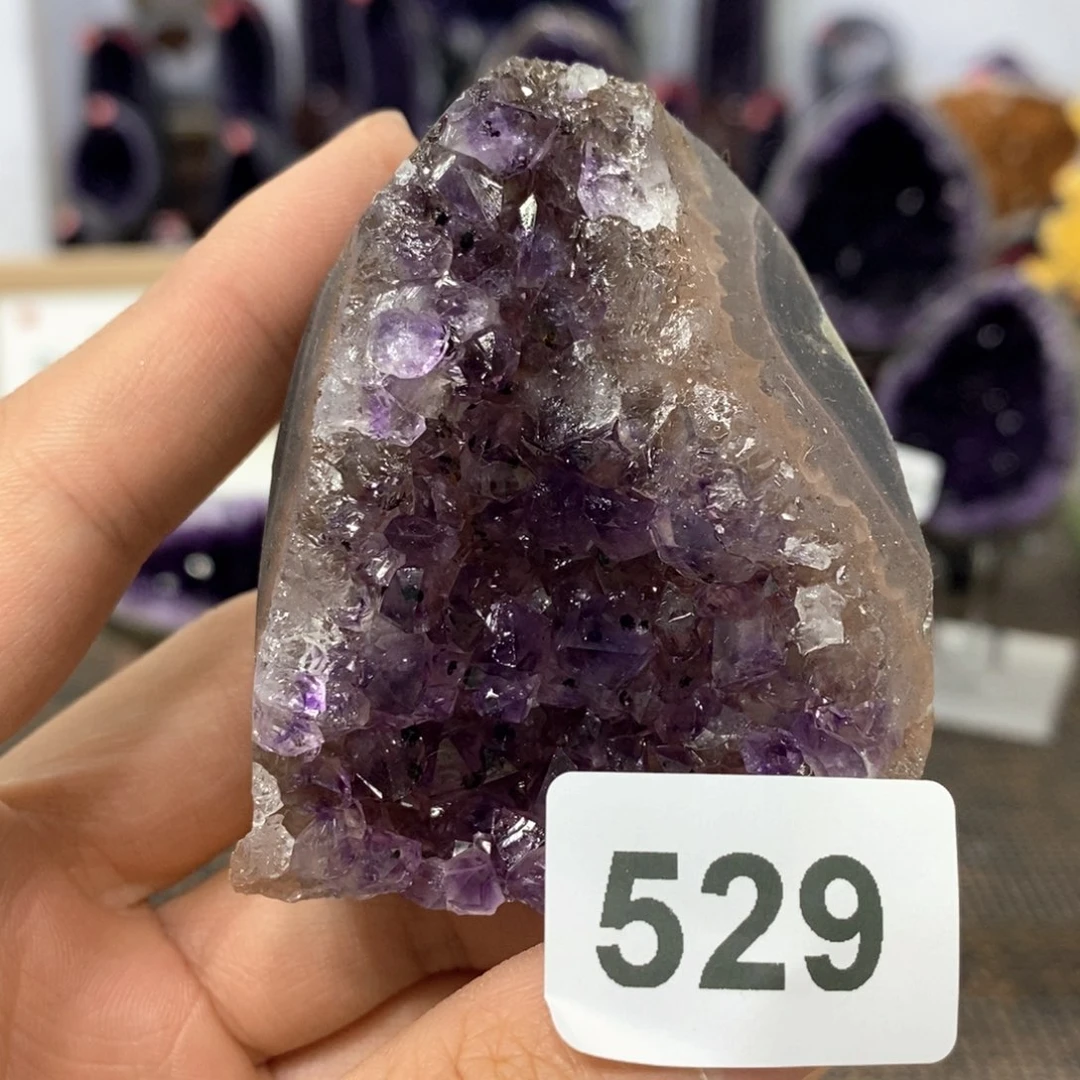 紫晶未镶嵌大型摆件（非配饰）