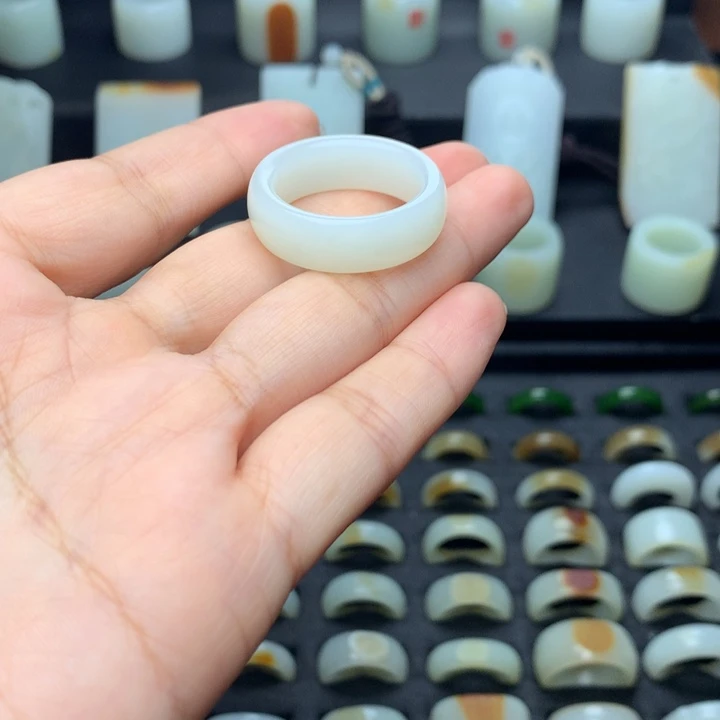 和田玉未镶嵌颈饰w*t