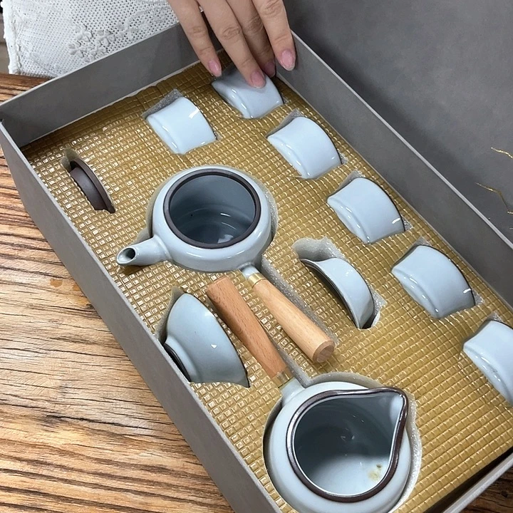孤品茶具套装等。