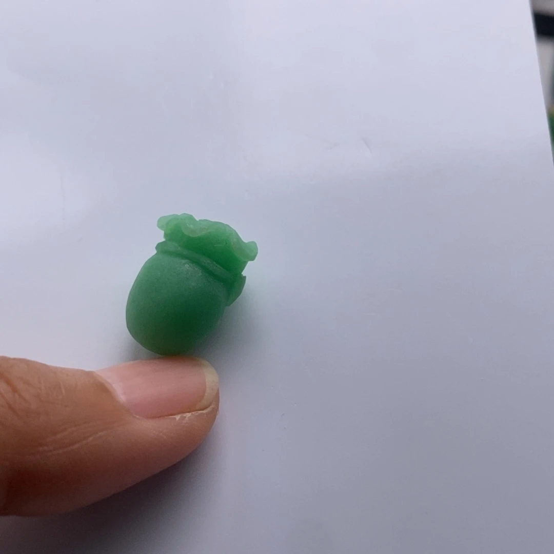 定制翡翠未镶嵌天然缅甸A货翡翠