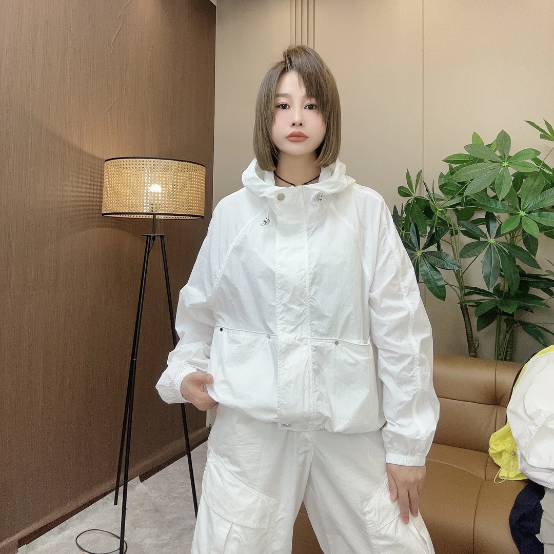 洋仔潮品 0331夏季新款宽松型防晒连帽短外套休闲纯色外套