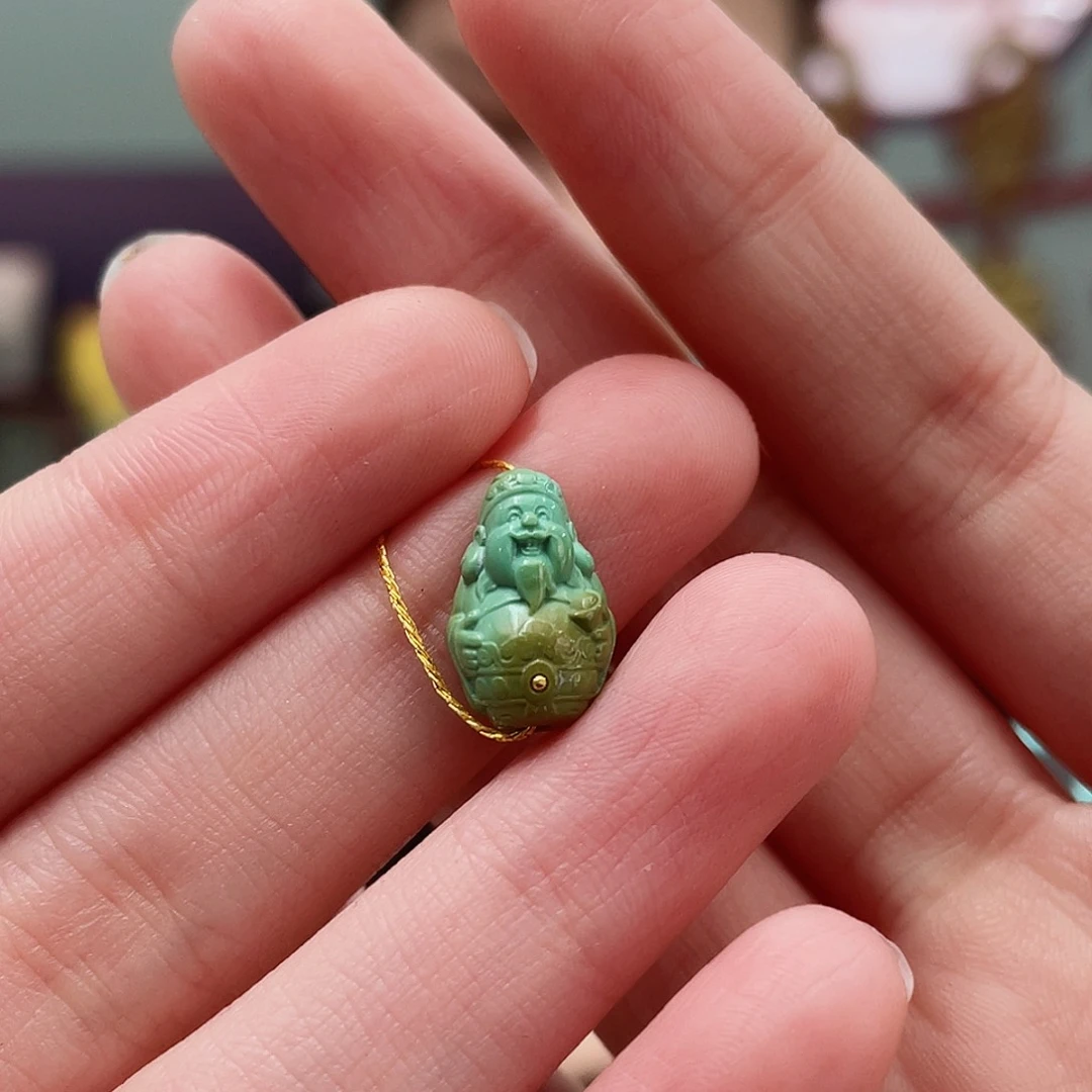 绿松石颈饰未镶嵌