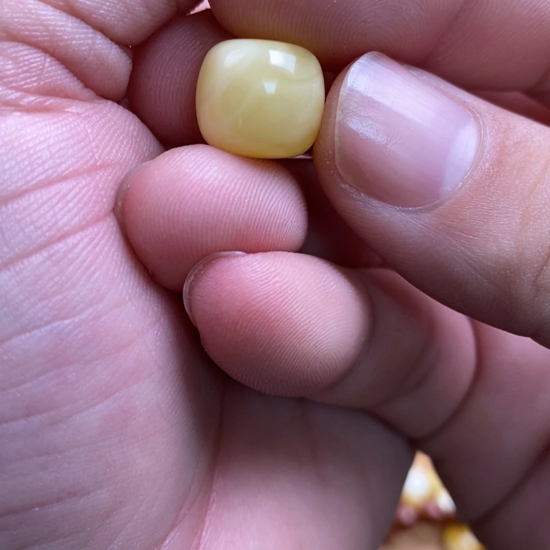 超***∯蜜蜡未镶嵌裸石配饰