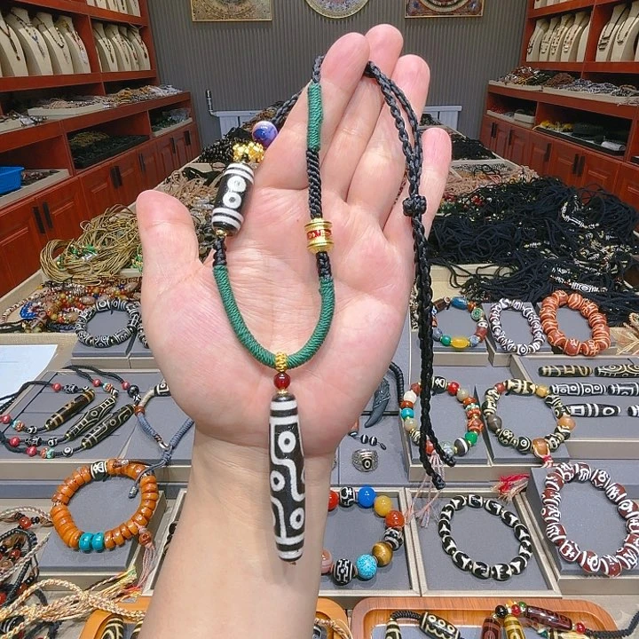 未镶嵌玛瑙/玉髓珠宝奇石