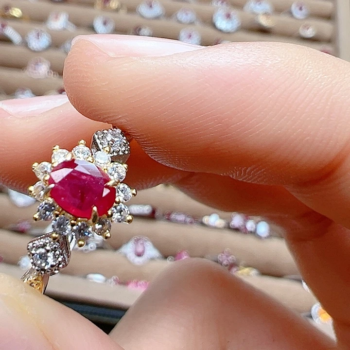 银S925镶嵌红宝石戒指