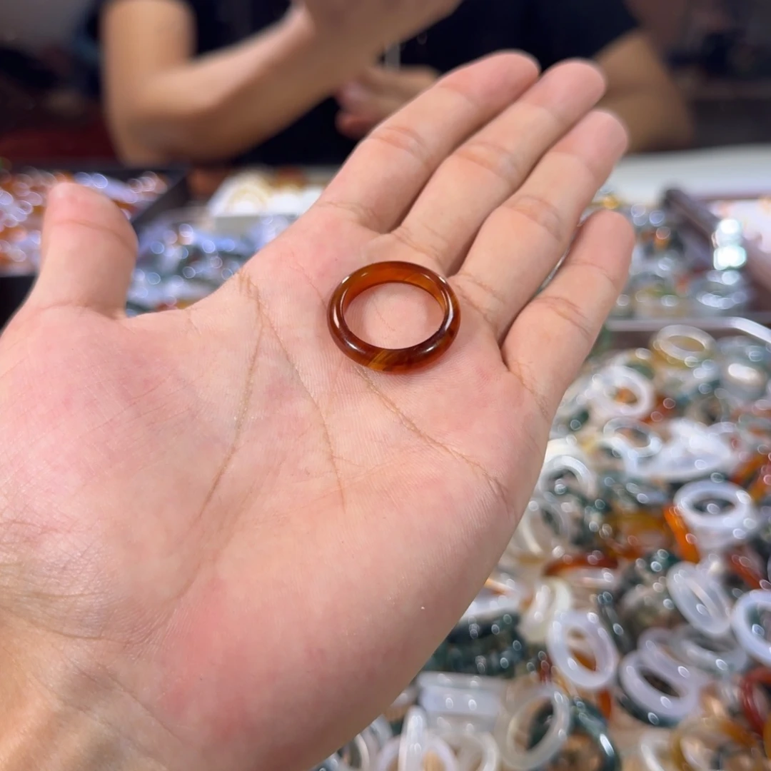 玛瑙/玉髓戒指未镶嵌66号22 圈有瑕疵看好下单