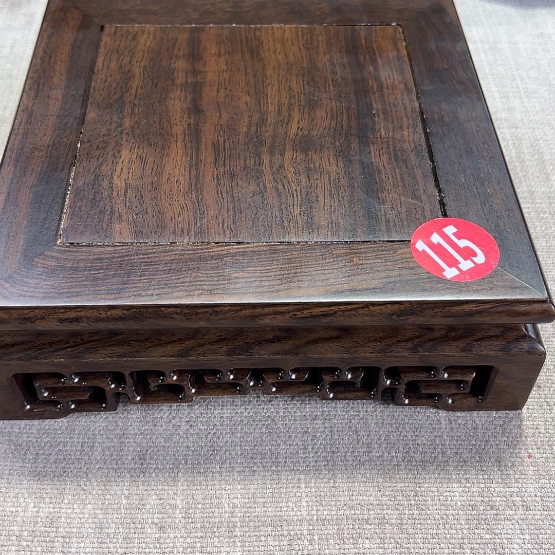 红木底座精雕工艺品