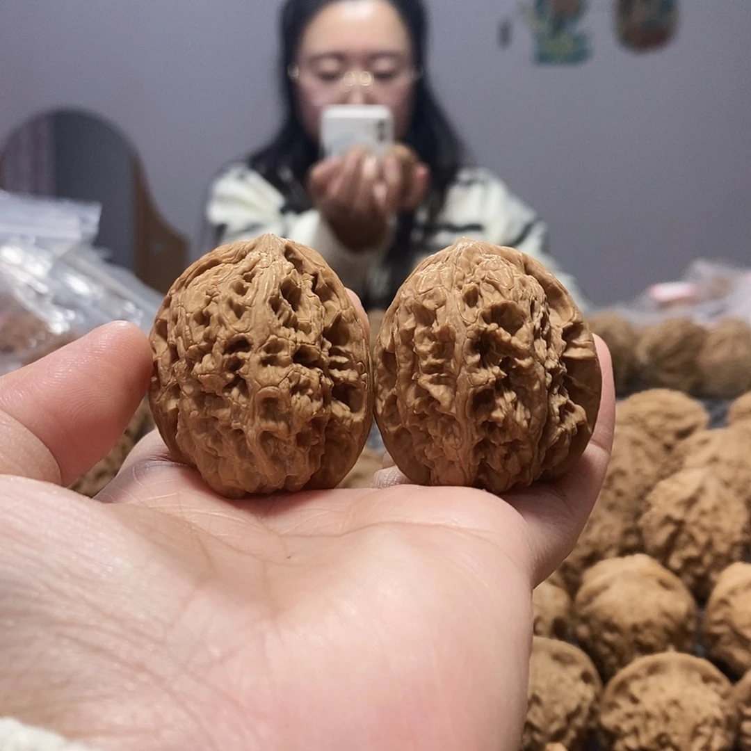 吊坠桃核将军膀37黄