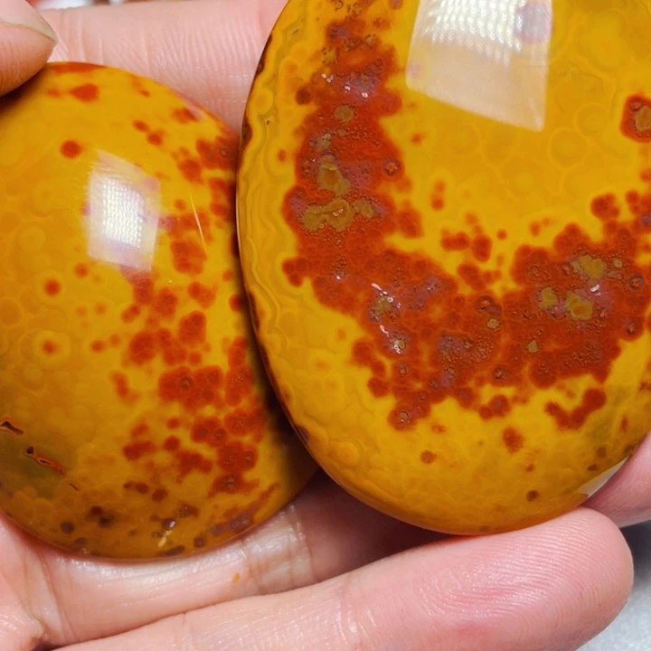 江***见玛瑙/玉髓未镶嵌玛瑙