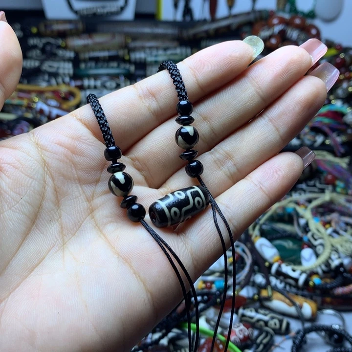 玛瑙/玉髓未镶嵌吊坠(赠链)