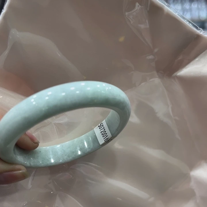 翡翠未镶嵌手镯缅甸翡翠 A 货