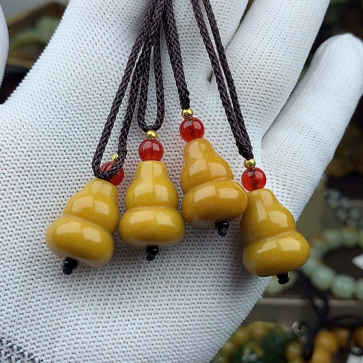 岫岩河磨玉（透闪石质玉）未镶嵌挂件多样性发货