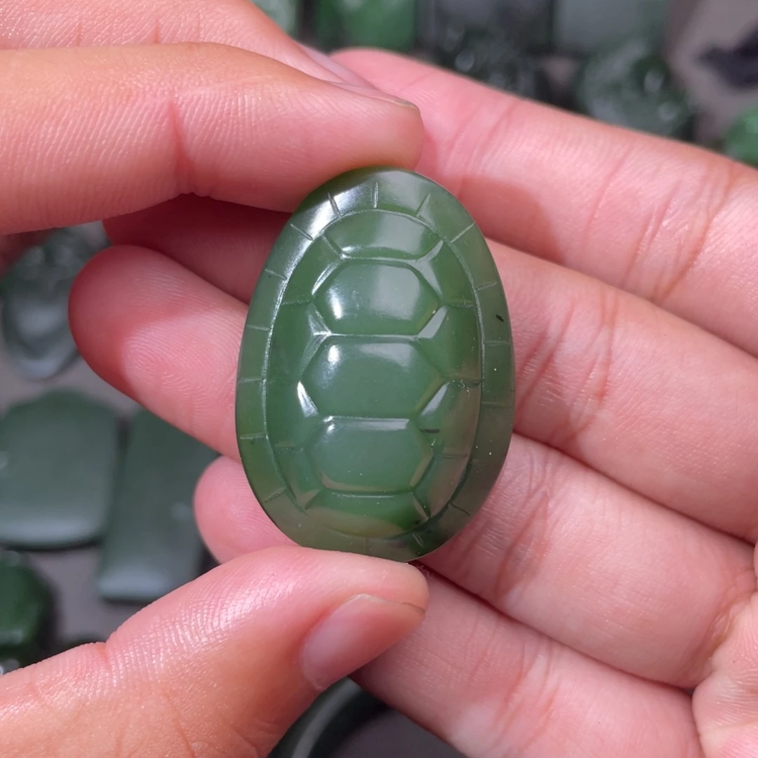 和田玉（碧玉）未镶嵌颈饰