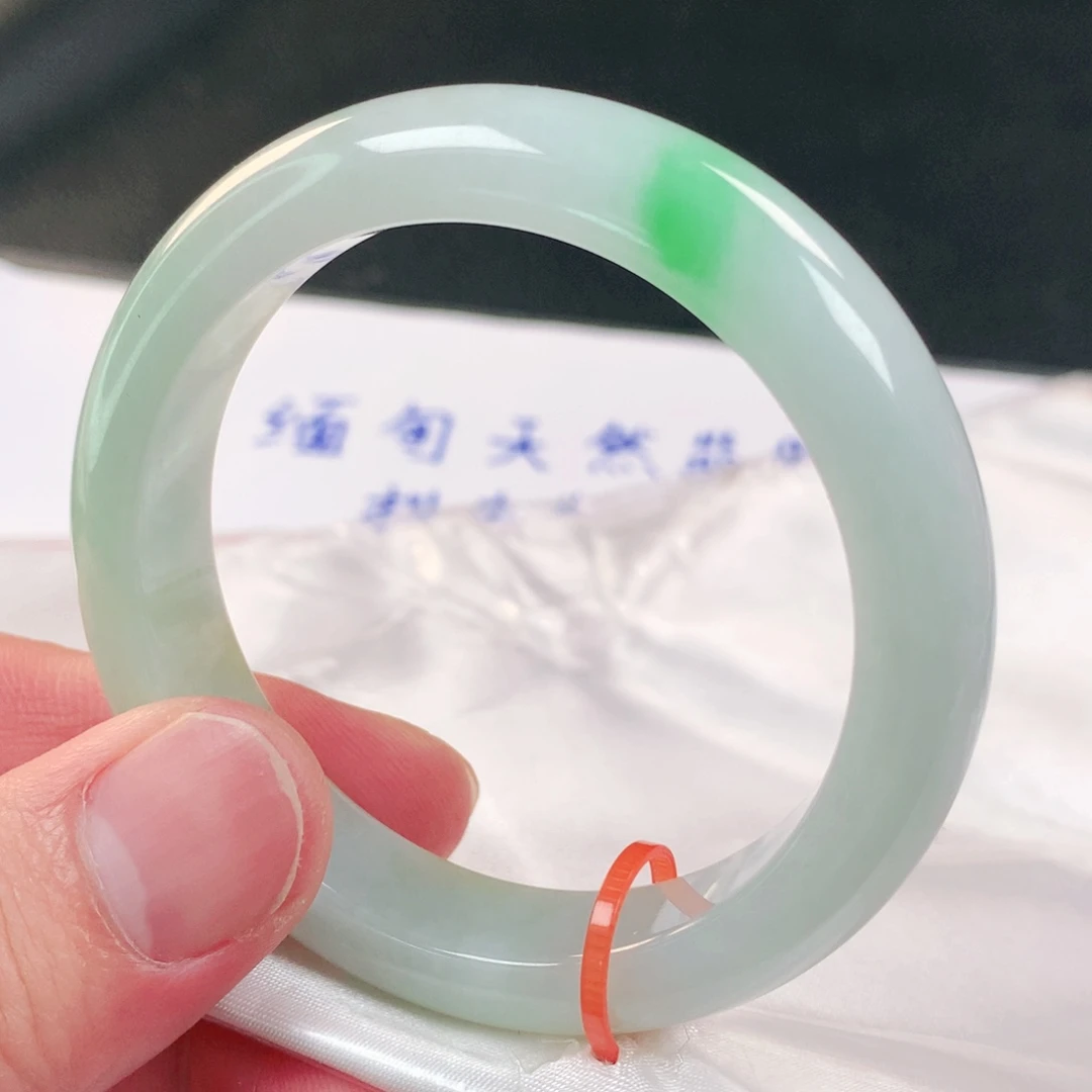 翡翠未镶嵌手镯443