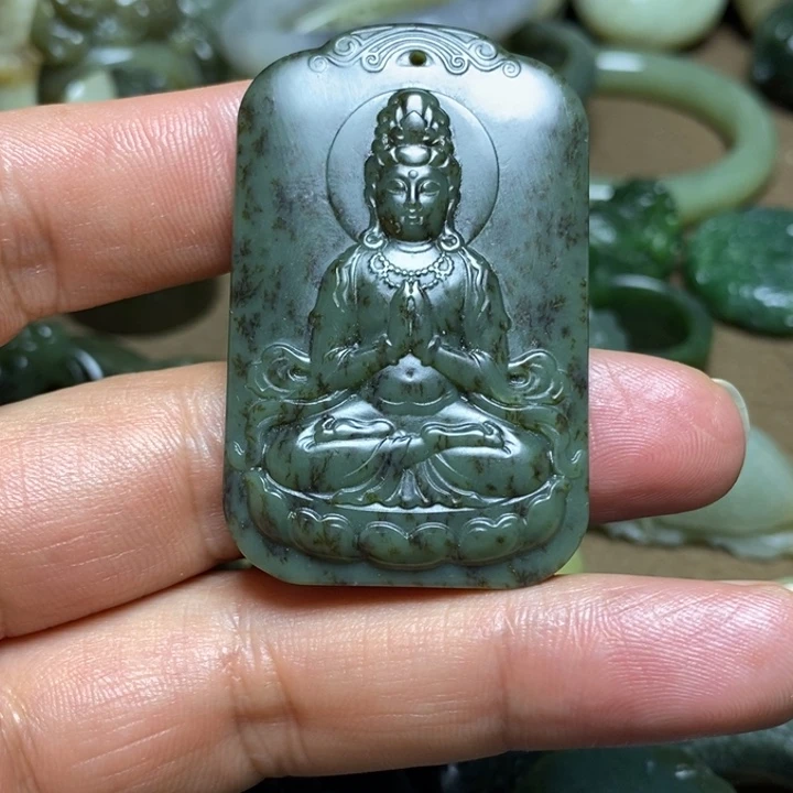 和田玉未镶嵌颈饰