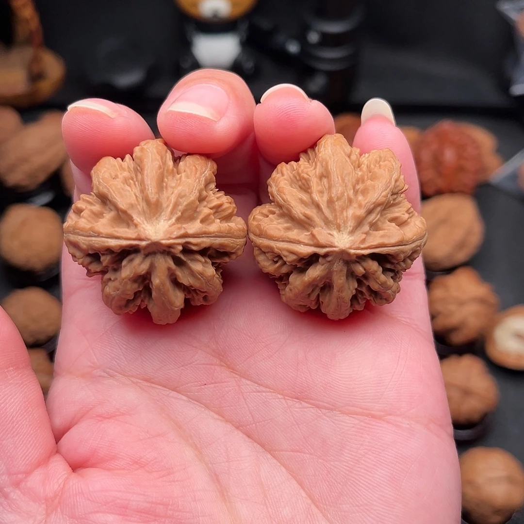 文玩核桃把件八棱王Z