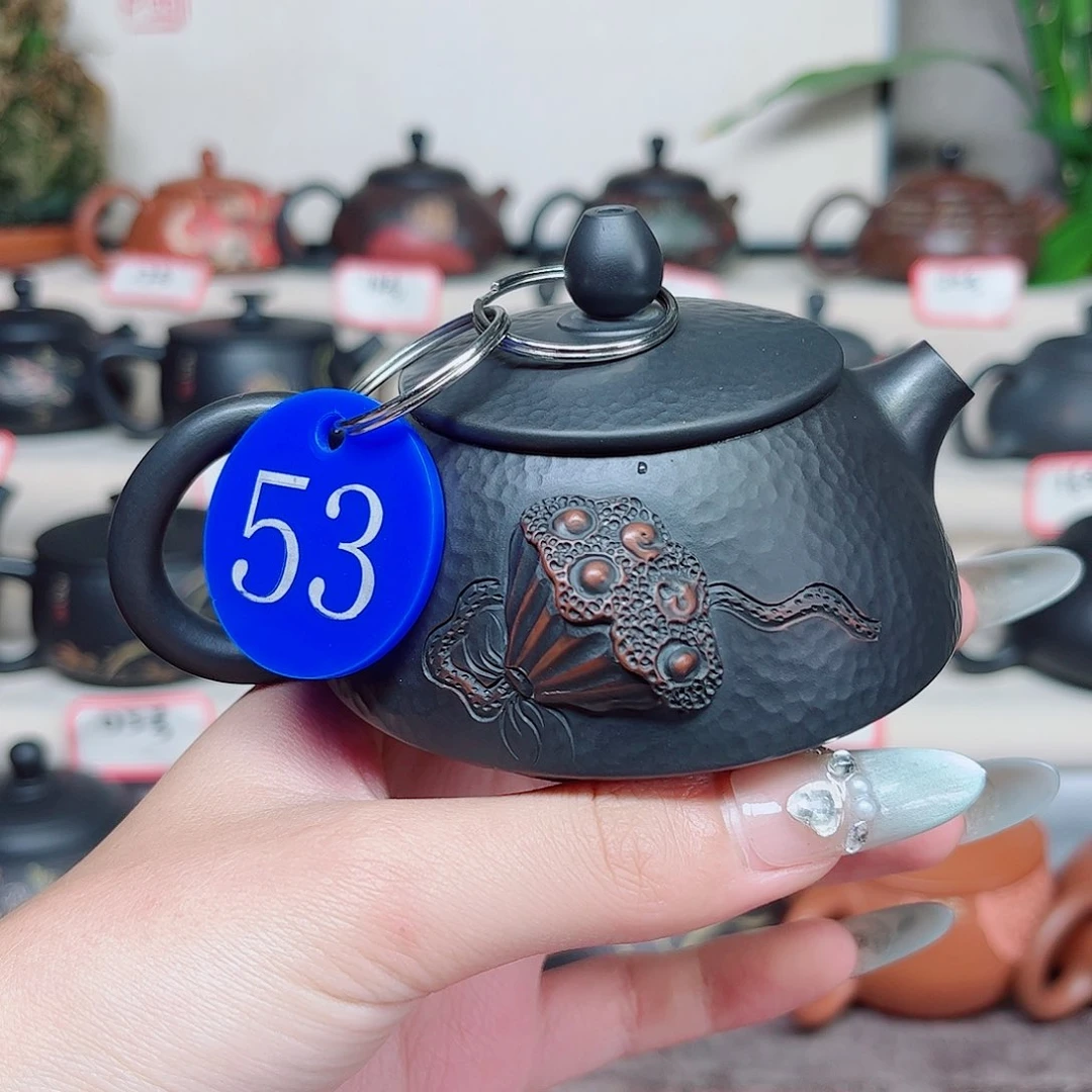 120毫升微微瑕纯手工锤纹堆雕短嘴石瓢壶