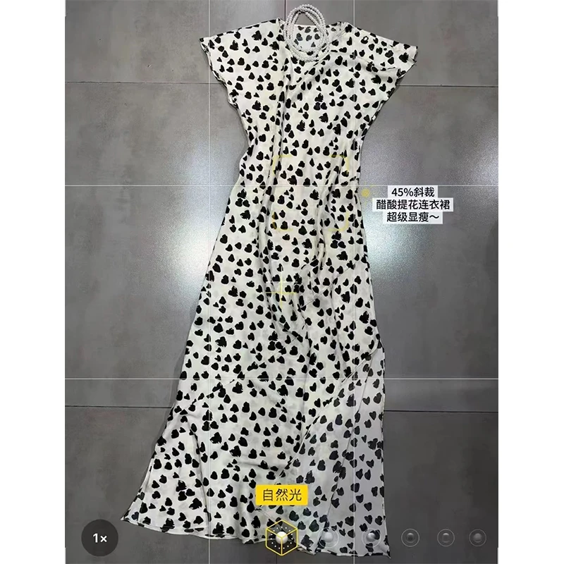 初恋般的感觉！做精致女人！优雅气质又显瘦 爱心印花斜裁连衣裙