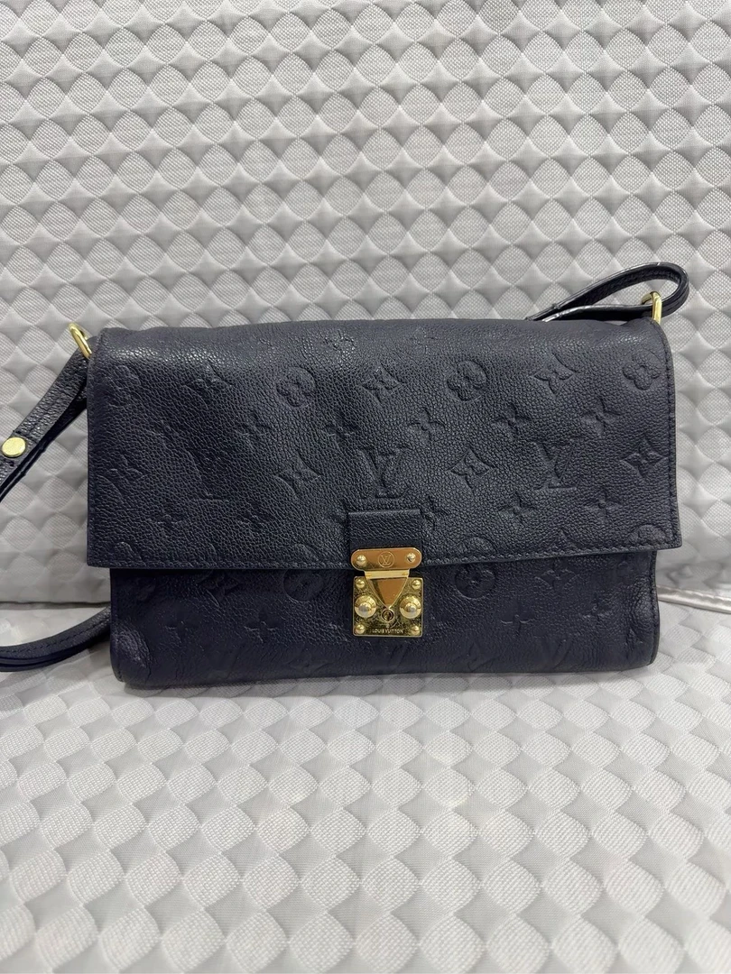 99新 GUCCI/古驰 LV全皮邮差斜挎包