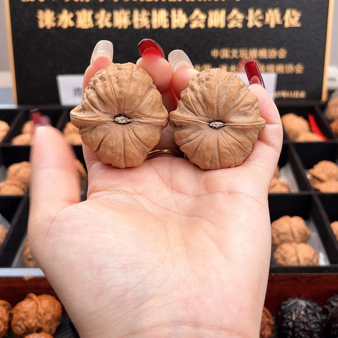 把件文玩核桃39南瓜全品一字凹底饱满正肩S3931