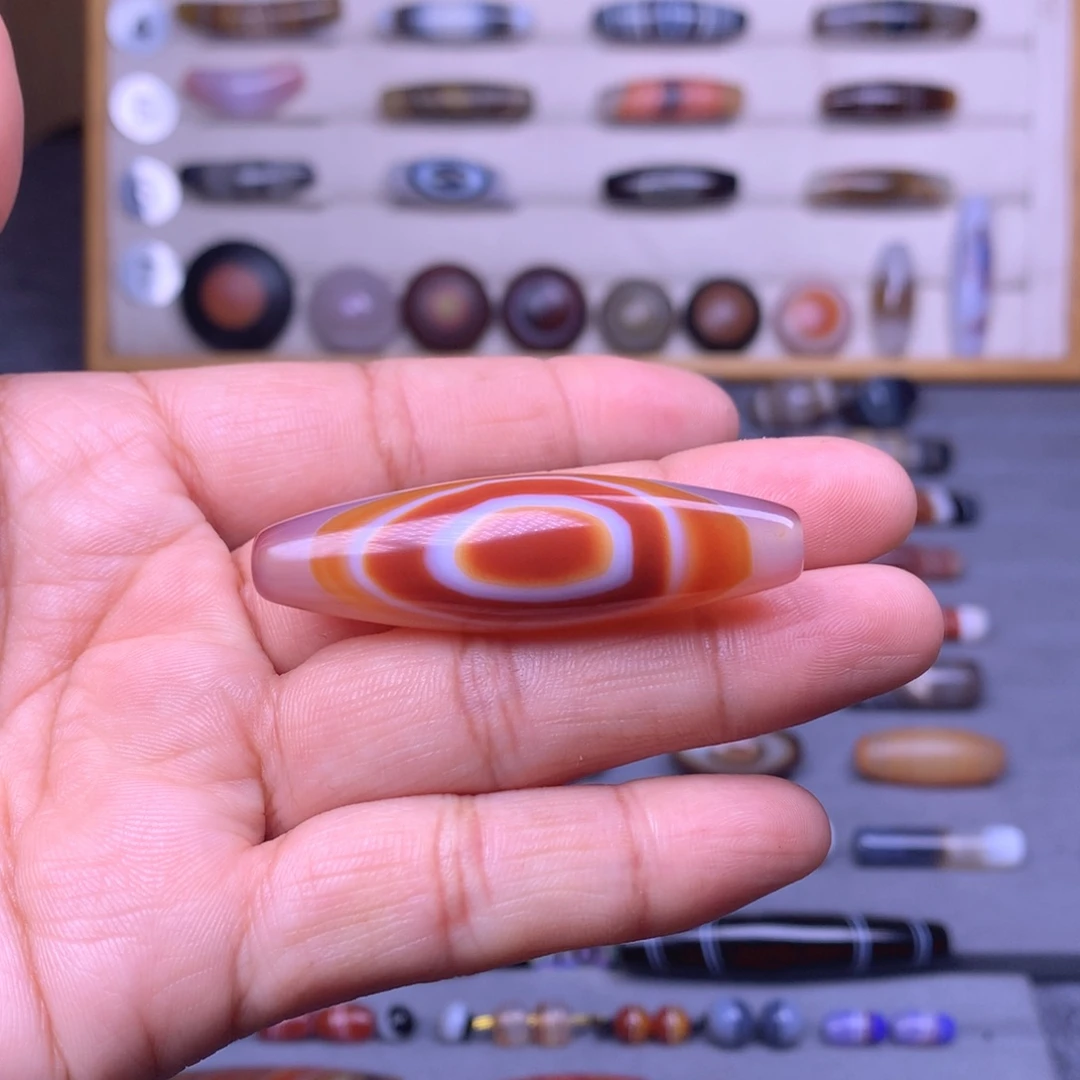 玛瑙/玉髓未镶嵌珠宝奇石