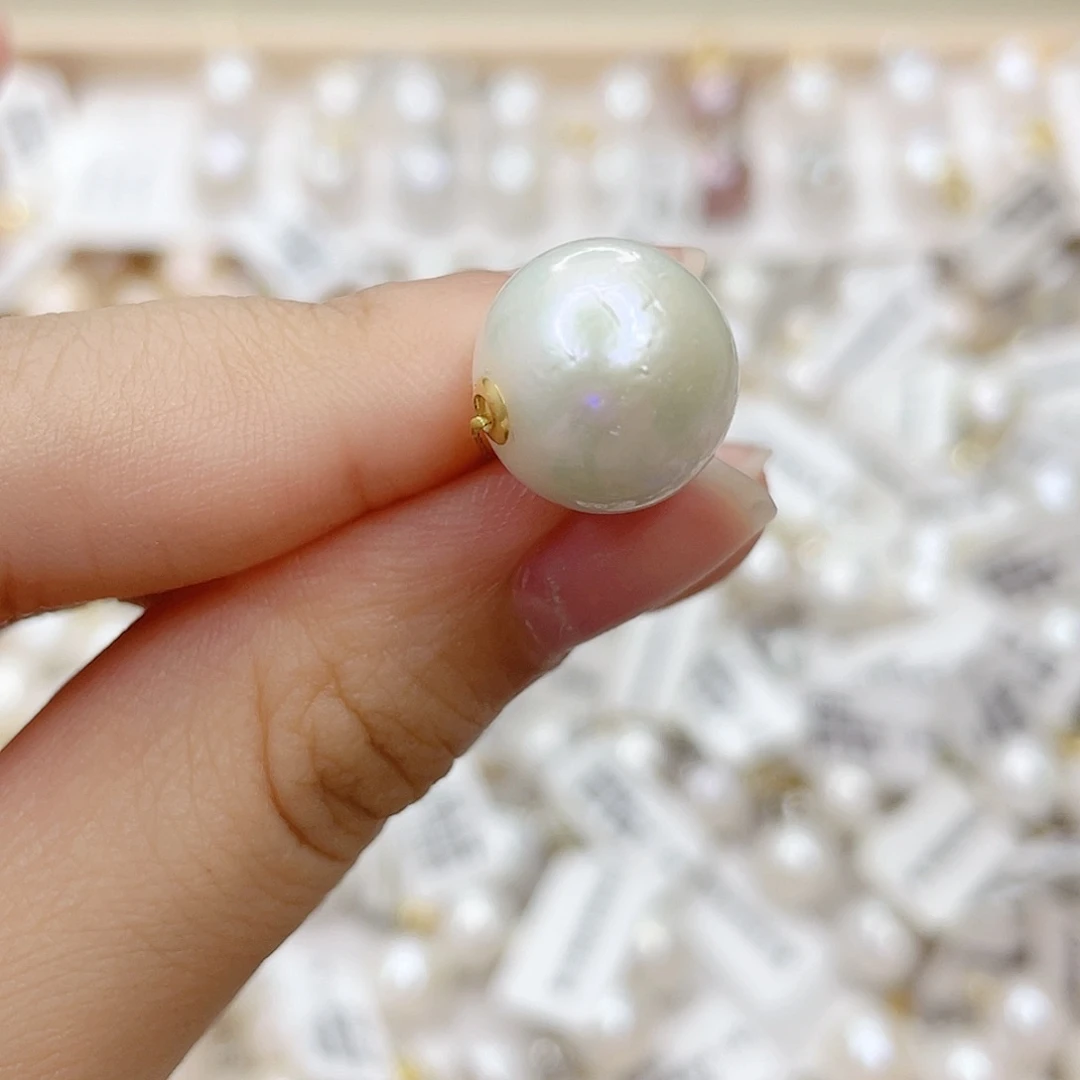 淡水珍珠18K金镶嵌吊坠(赠链)