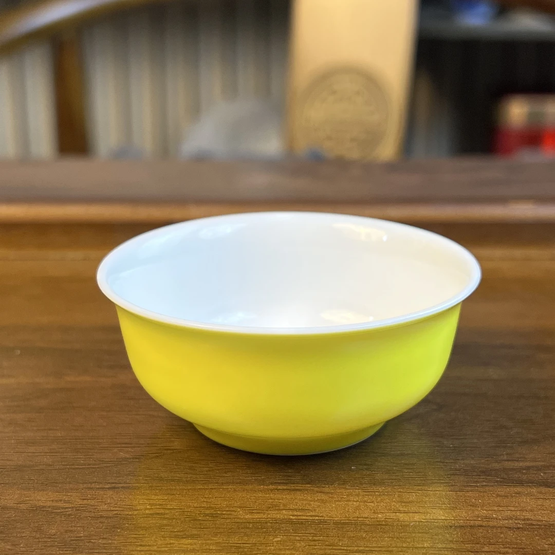 【问青坊】纯手工 单色釉黄釉气窑撇口杯