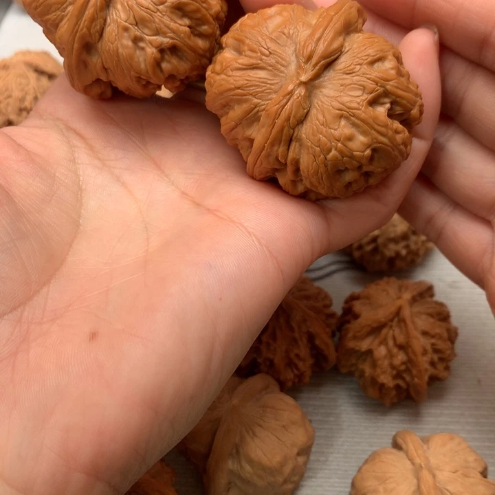 追***美把件文玩核桃元宝47