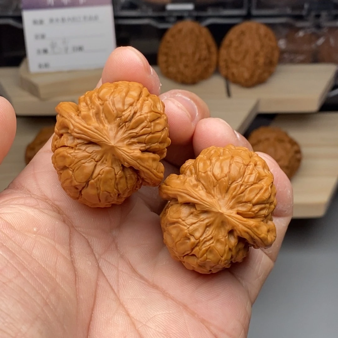 核桃把件37左右甲骨文