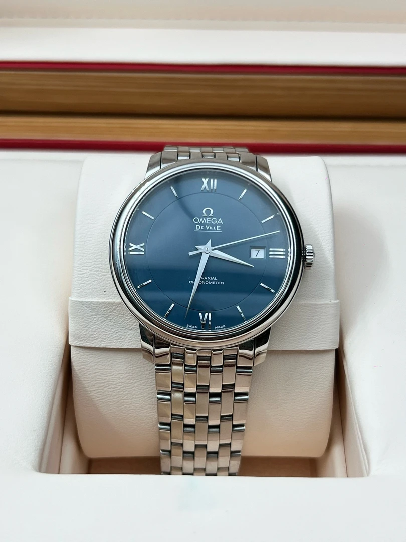 95新 Omega/欧米茄 欧米茄蝶飞系列/蓝盘罗马刻度/39.5mm/全套