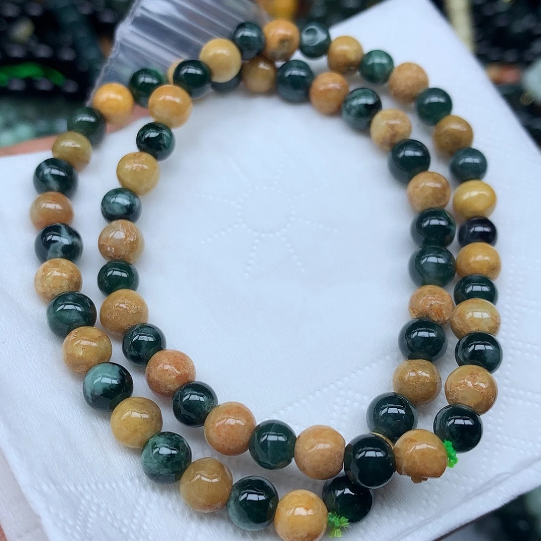 翡翠未镶嵌颈饰002