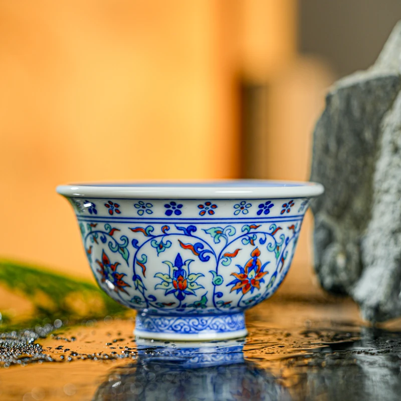 【小乔赏瓷】涂杏花斗彩缠枝莲压手杯