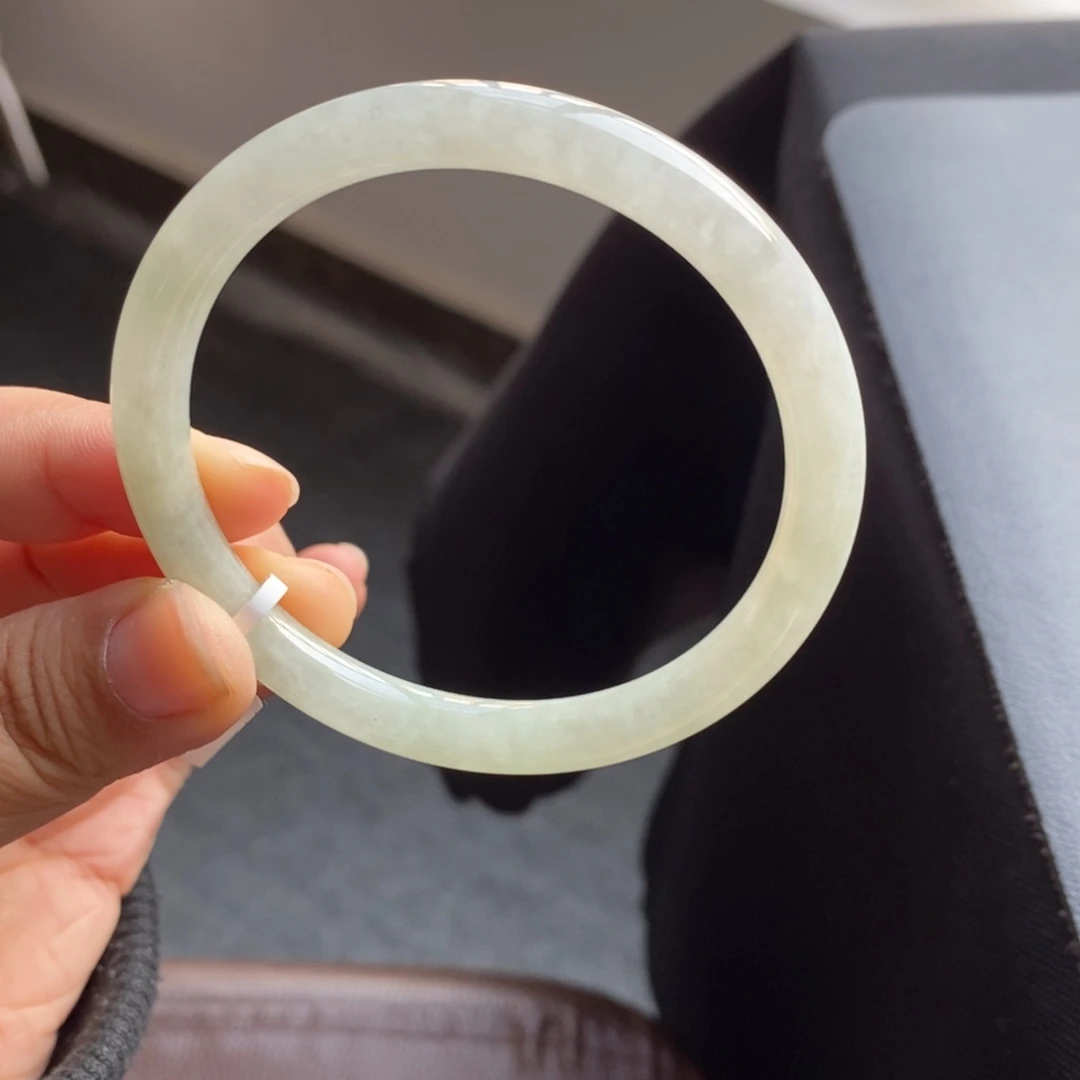 翡翠手镯未镶嵌8号54.6-7.3-6.6