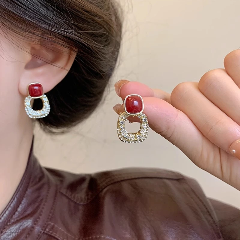 铜合金耳饰 几何闪钻方形珠珠耳环女高级感轻奢气质耳饰秋冬耳钉