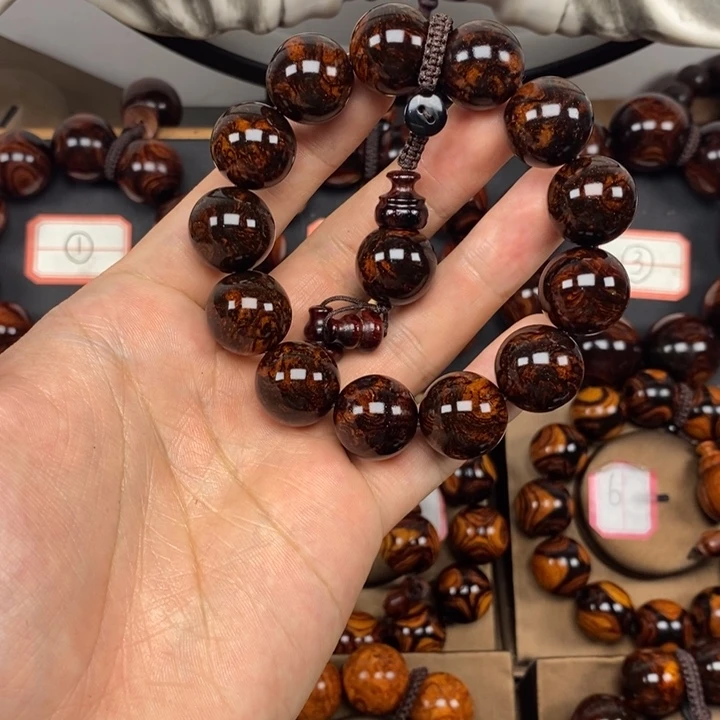 黄花梨/降香黄檀1.8山水留疤