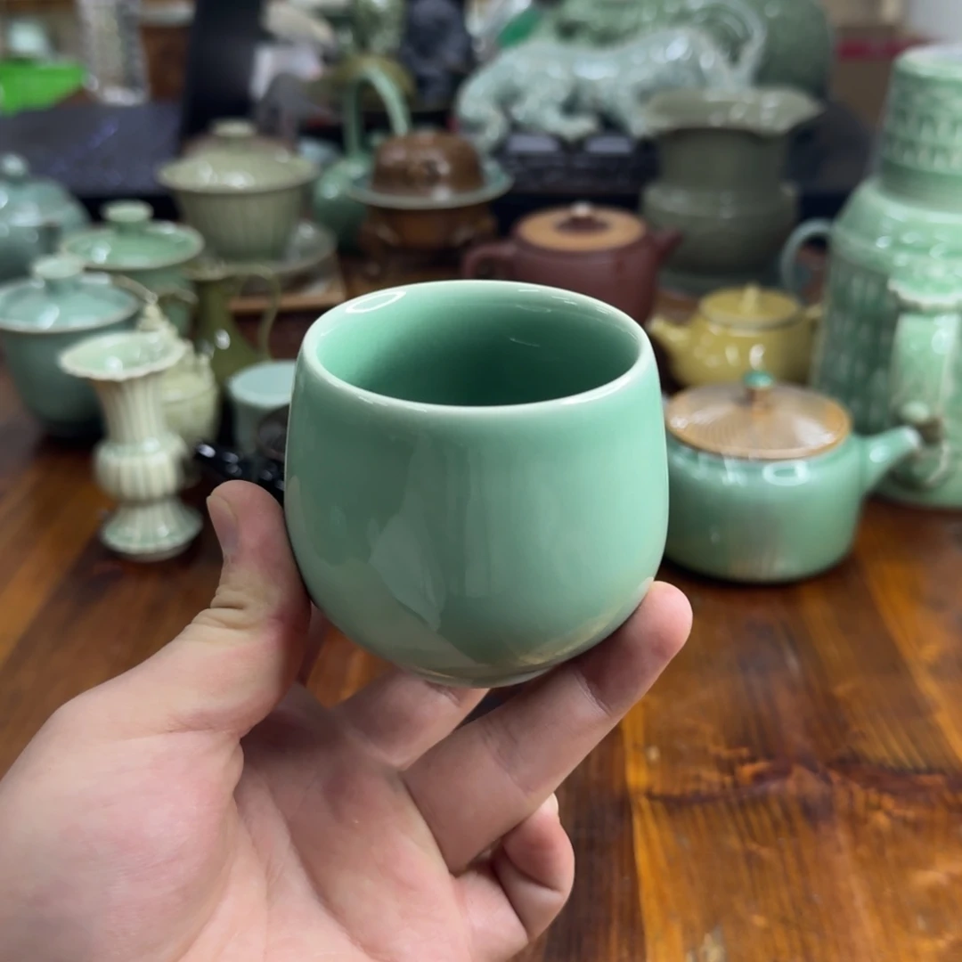 小仲龙泉青瓷微瑕8032